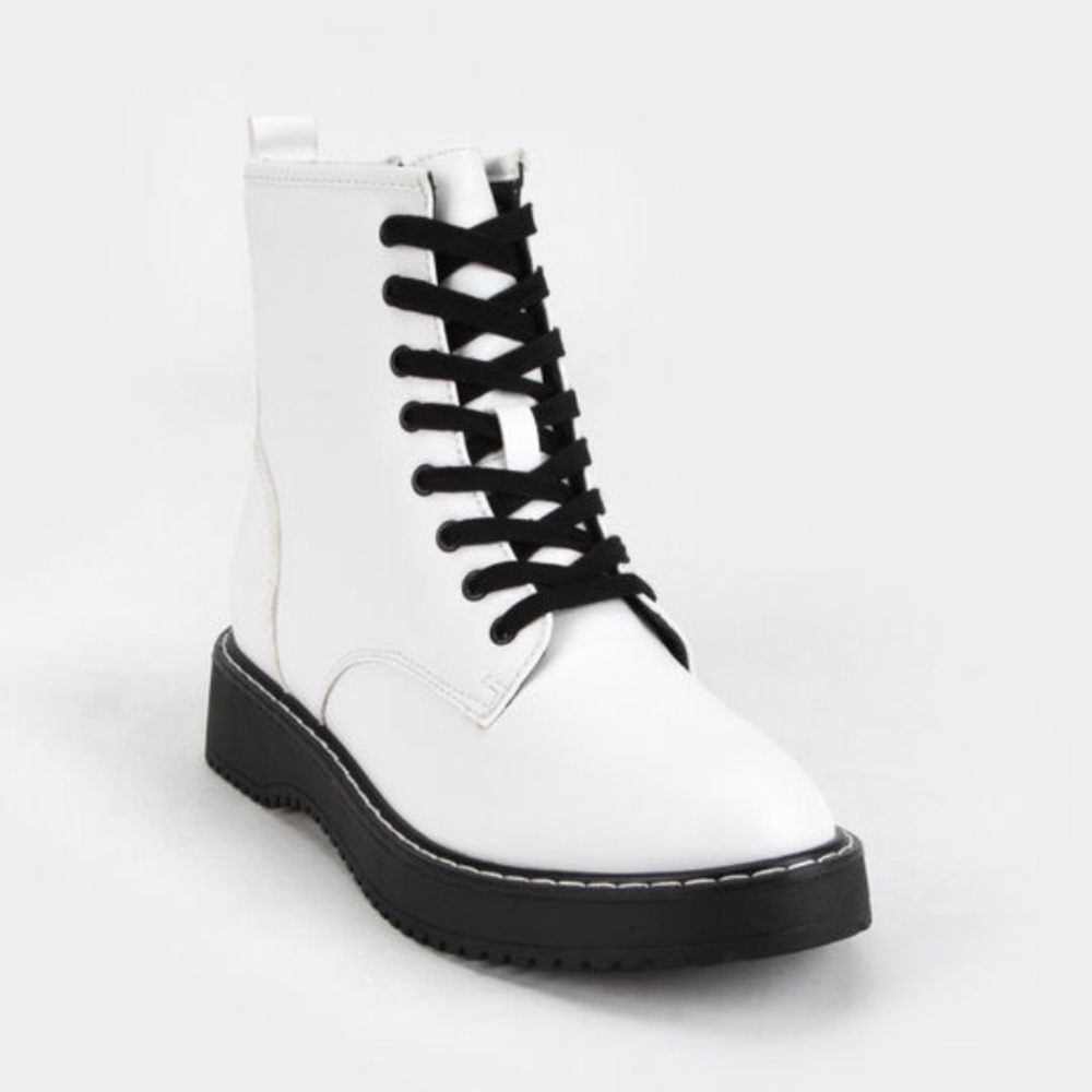 Steve Madden combat boots